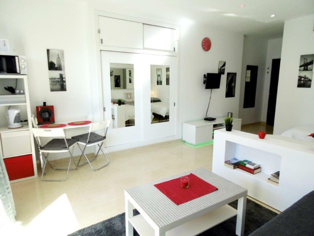Appartement 1St Lign On The Beach Fuengirola Dış mekan fotoğraf